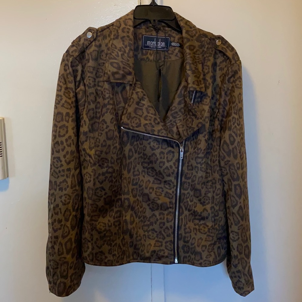 **Host Pick** Mark Alan New York Jacket